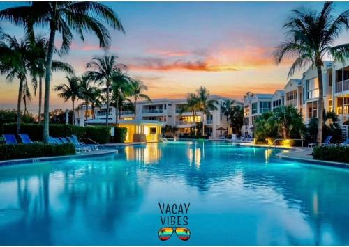 Rock Harbor House | Vacay Vibes at Mariners Club- Luxury Home in Oceanfront Resort with Pools, Pickleball & Marina