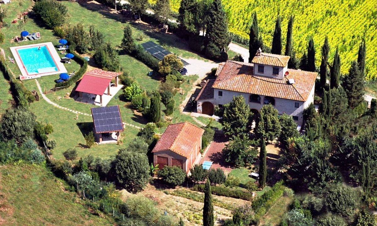 Toiano Bed & Breakfast | Vallacchi b&b Authentic Acient Tuscany CountryHouse, family welcome