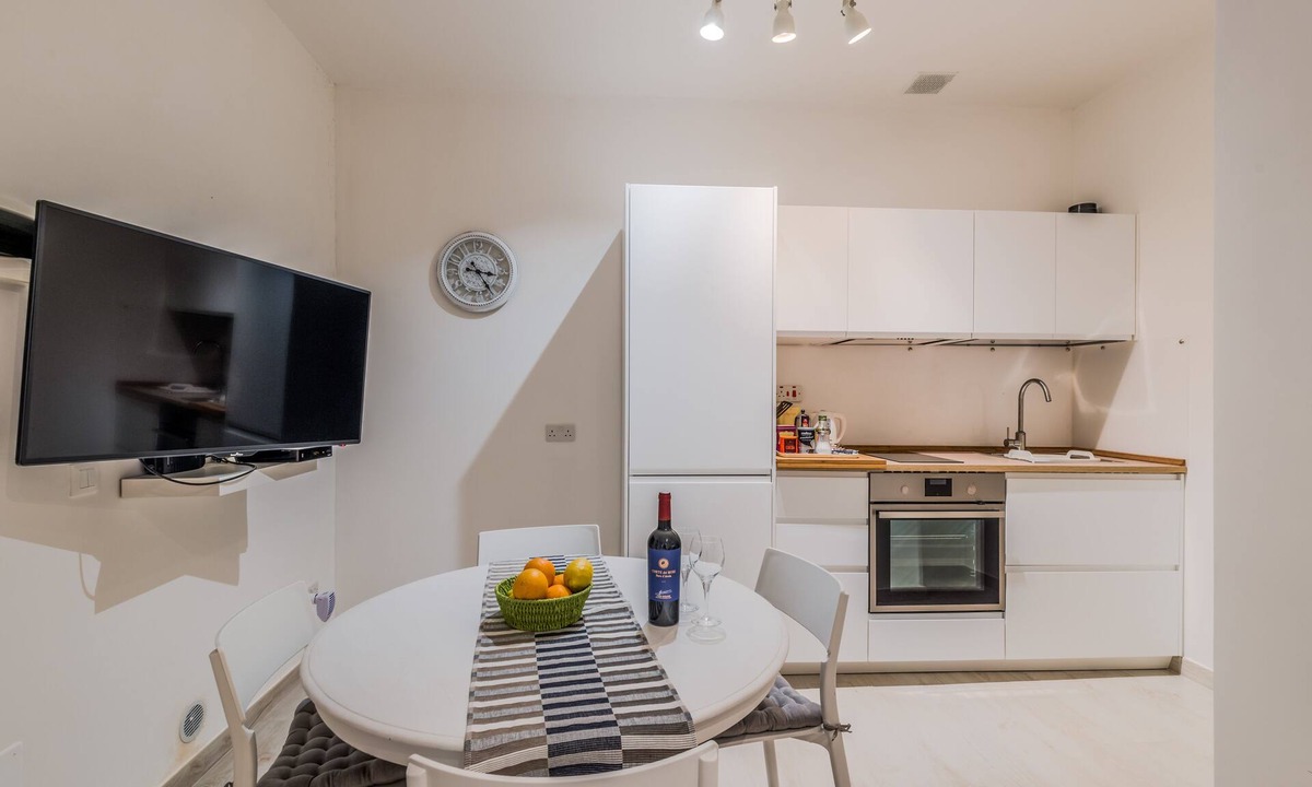 Valletta Apartment | Valletta Spacious Duplex Apartment New on the market