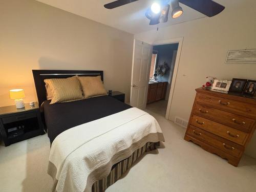 Carnarvon House | Valley View Bed & Breakfast