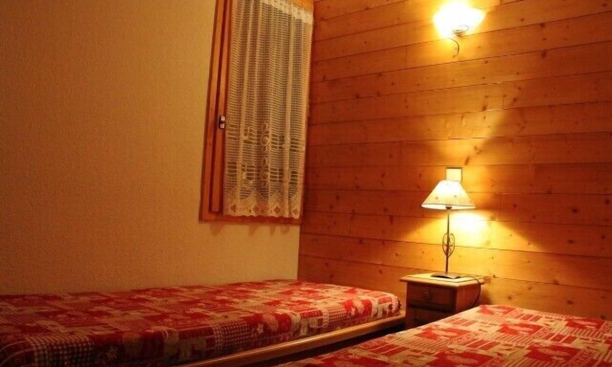 Valmorel Apartment | Valmorel, at the foot of the slopes, 2 rooms, 4 people.