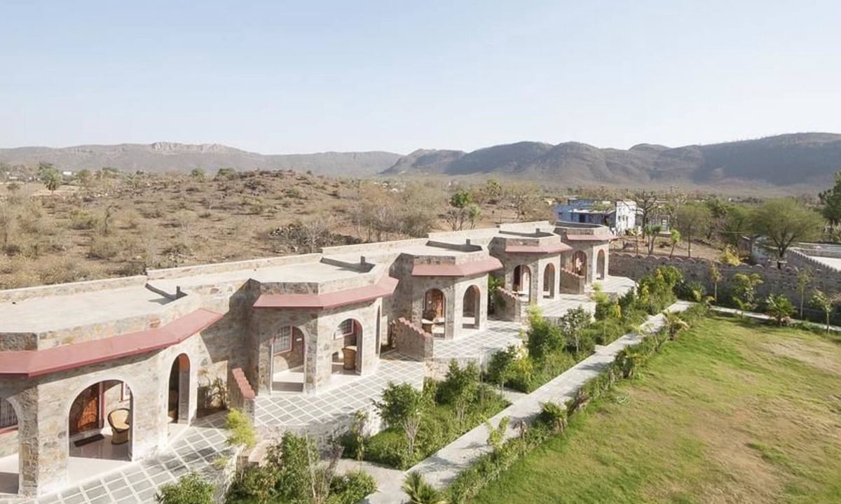 Talab Hotel | Van Chhavi Resort