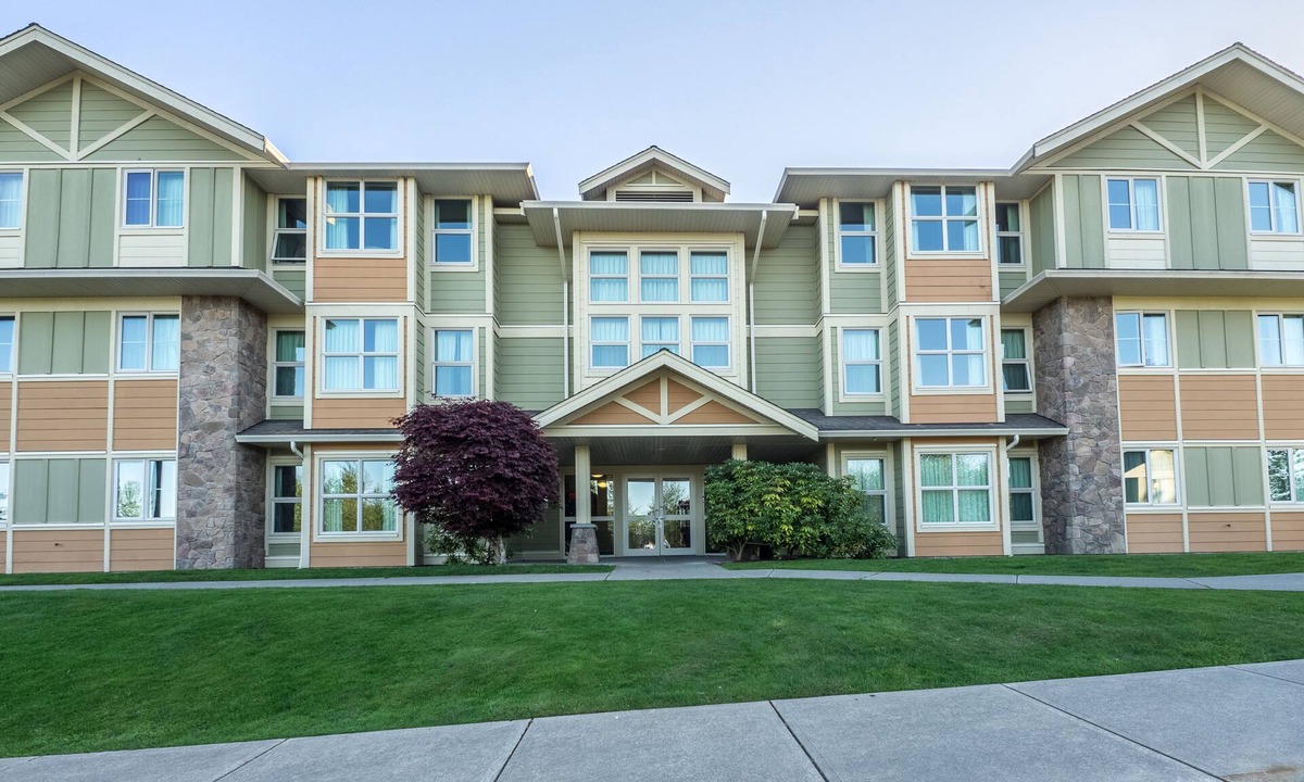 Regional District of Nanaimo Hostel | Vancouver Island University Residences - Campus Accommodation