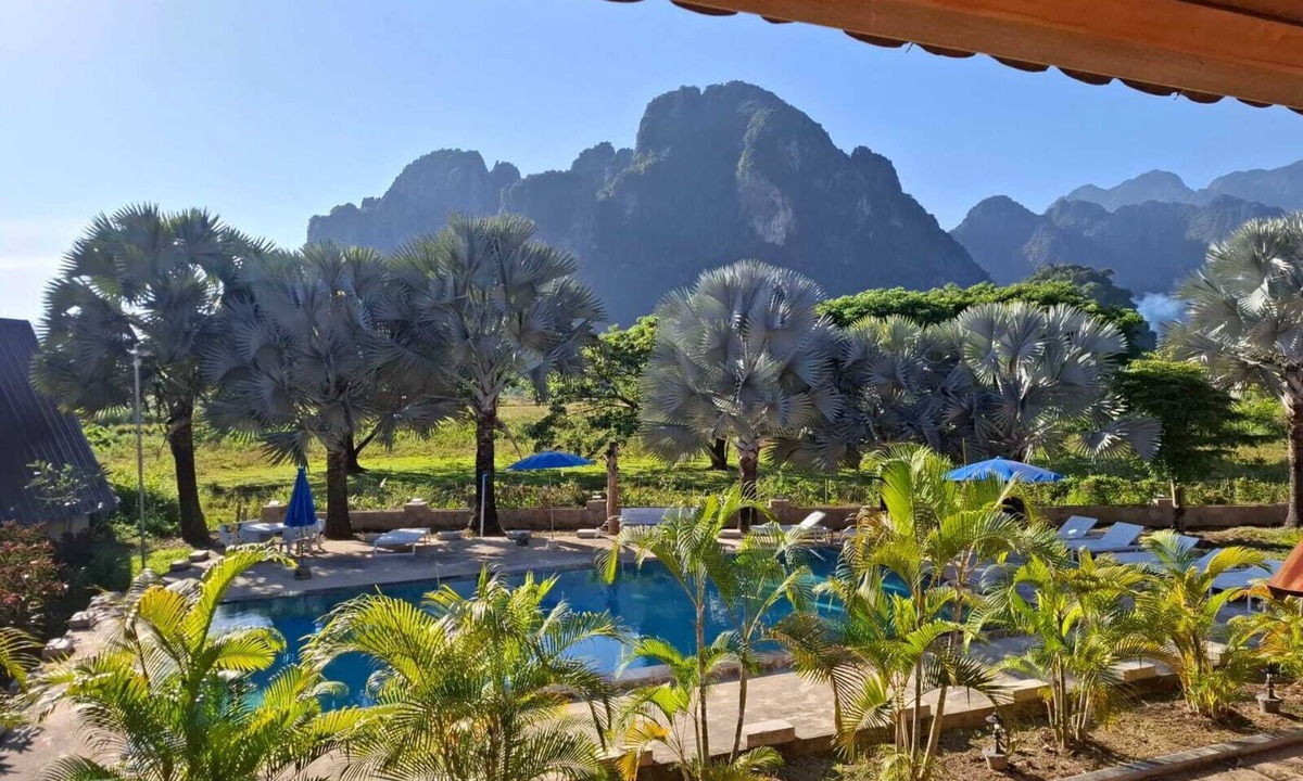 Vang Vieng Resort | Vang Vieng Romantic Mountain View Resort