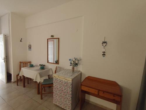 Pitsidia House | Vangelis rooms
