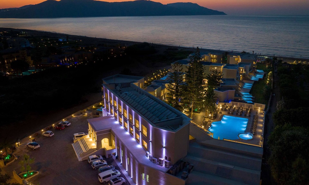 Paralia Kourna Hotel | Vantaris Luxury Beach Resort