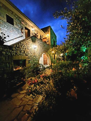 Kardamyli Hotel | Vardia Hotel