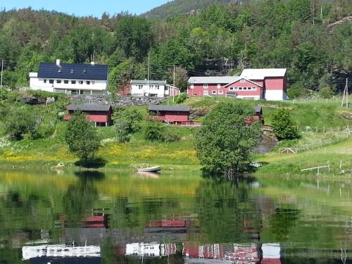 Herand House | Vassel gård