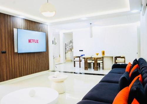Gueliz Apartment | Vaste duplex neuf modernes et raffiné