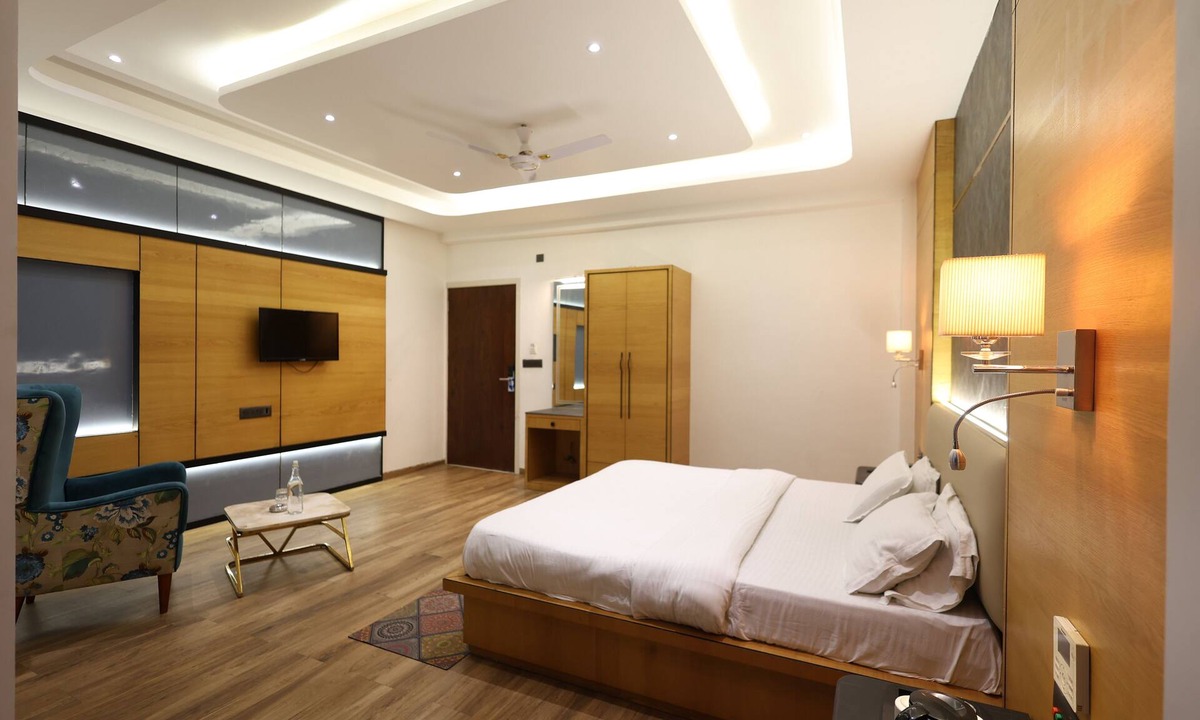 Bilaspur Hotel | Vasuh Mhangglam