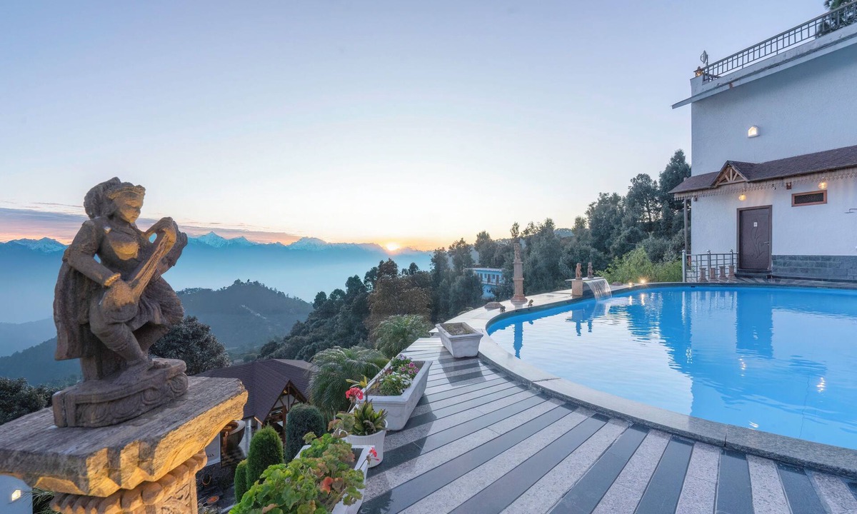 Ranikhet Resort | Vatsyayana Resorts