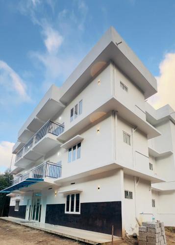 Khattalwada Resort | vattavada palace