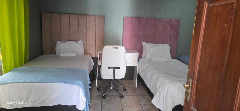 Eikenbosch House | VB Accomodation (STATION HOME)