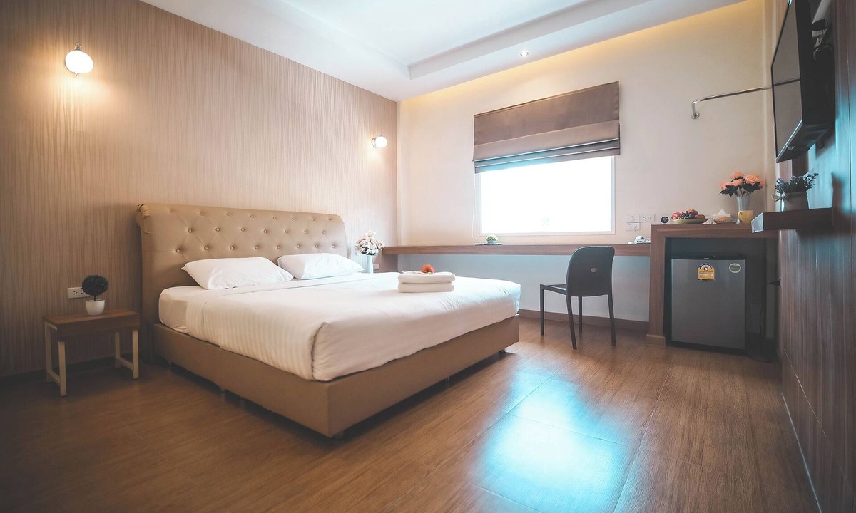 Lat Sawai Hotel | Venice Resort