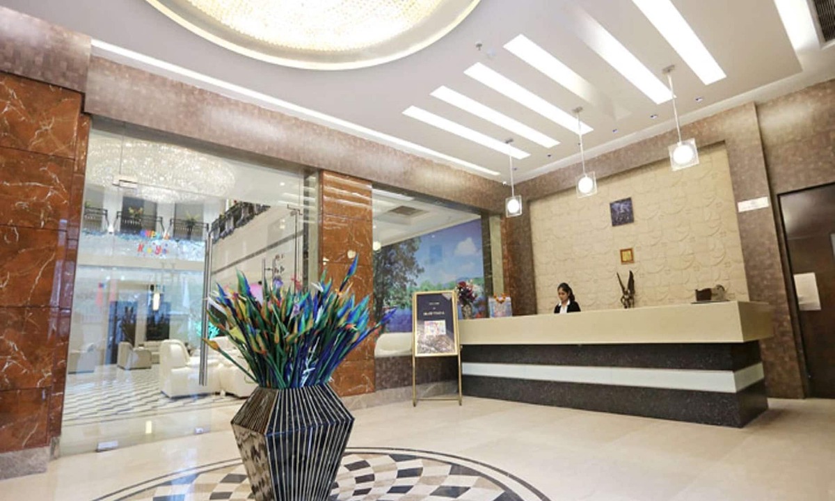 New Delhi Hotel | Venizia Sarovar Portico Delhi