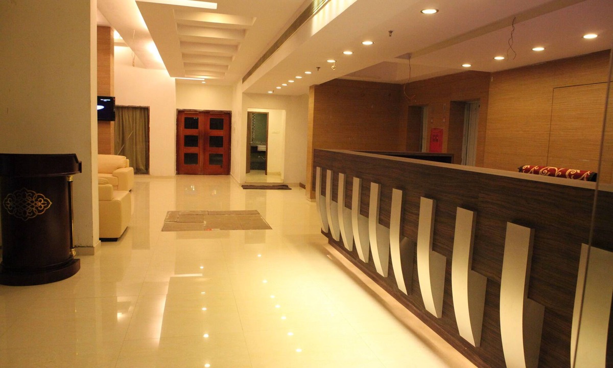 Kakinada Hotel | Venky Residency