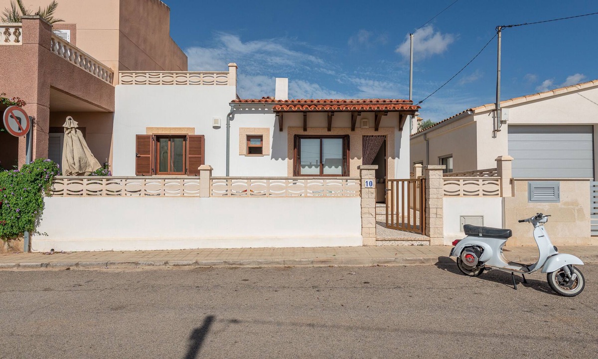 Sa Rapita House | VENT DE XALOC - Charming town house near the sea - Free WiFi