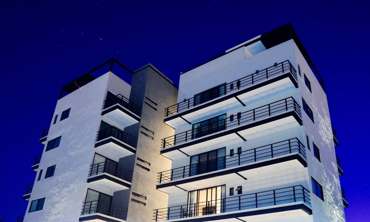 Celaya Apartment | Ventura Apartments