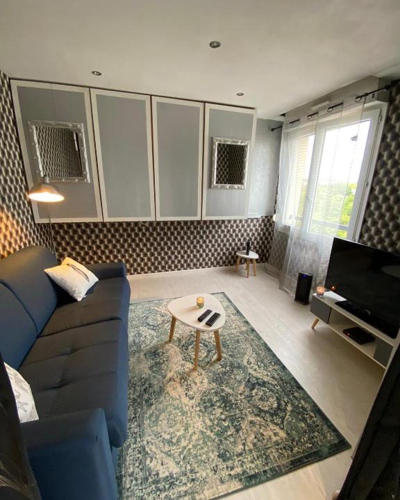 Mantes-la-Jolie Apartment | Verdun