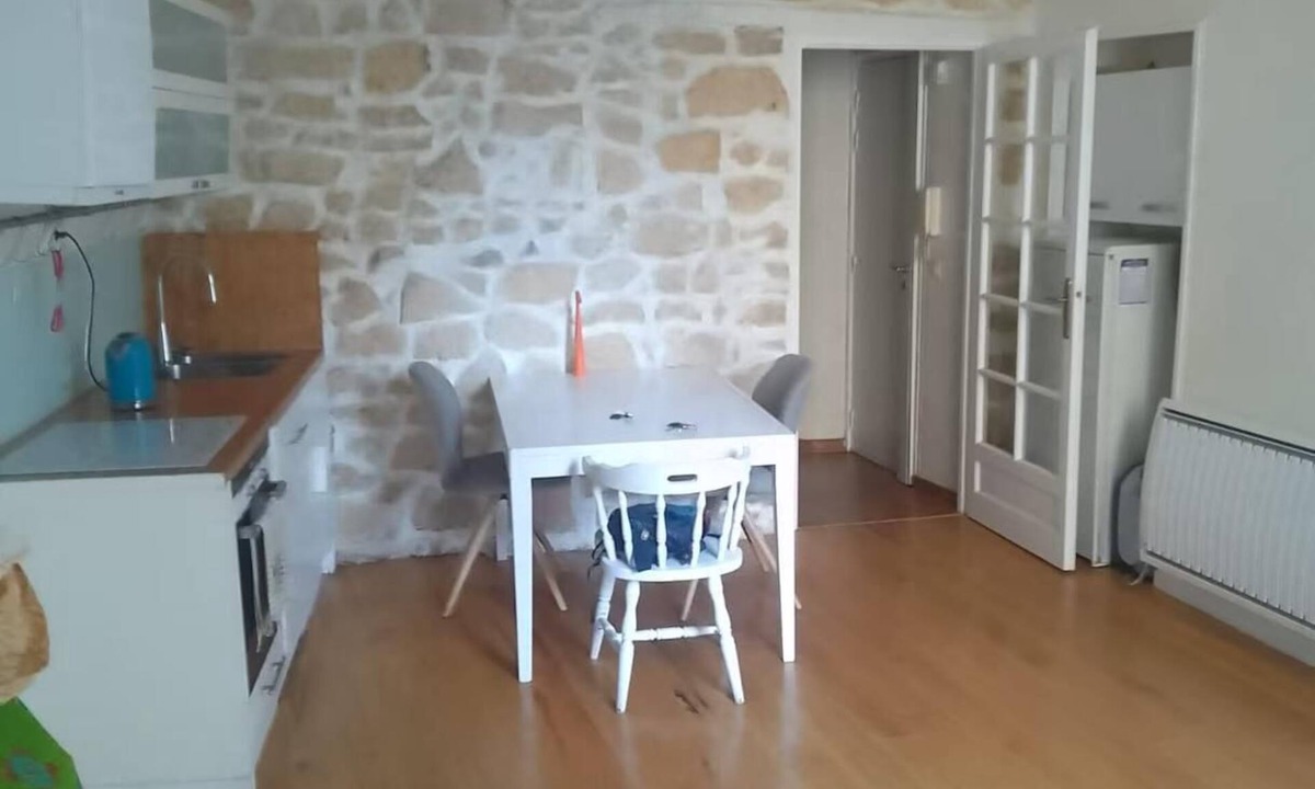 3rd Arrondissement Apartment | Very charming 1 bed room in heart of paris with balcony