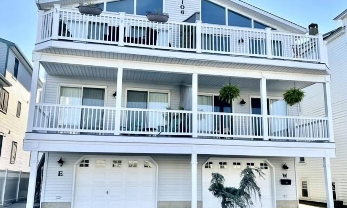 Sea Isle City House | VERY close to the beach, Promenade and shopping!