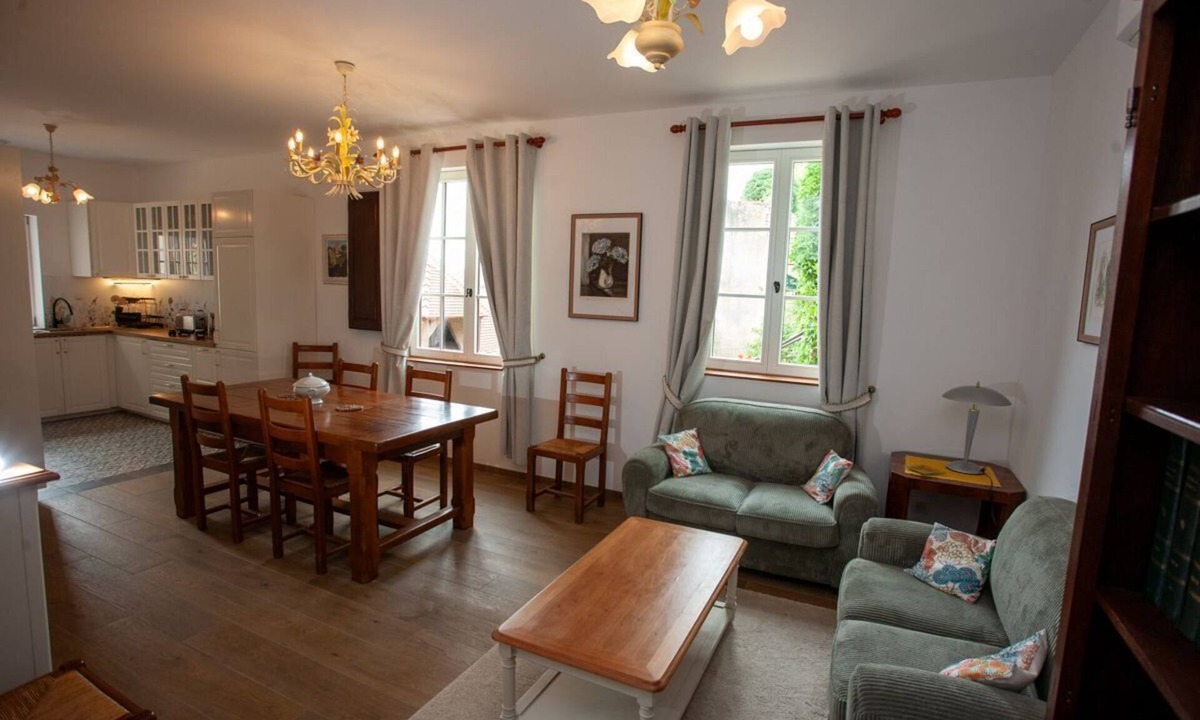 Martailly-Les-Brancion House | Very comfortable gite for 4 people in the medieval village of Brancion
