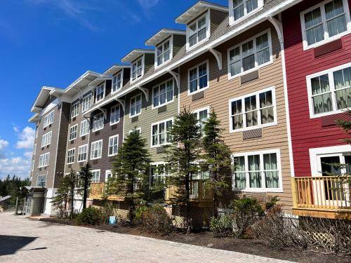 Edray Apartment | Very Cute Studio Next To Ski Slope WiFi Village