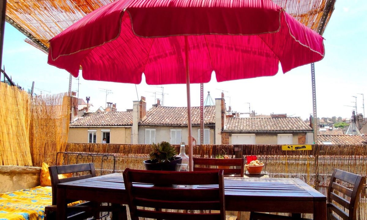 Le Chapitre Apartment | VERY NICE DUPLEX, Rare in Marseille, large sunny terrace, bd longchamp