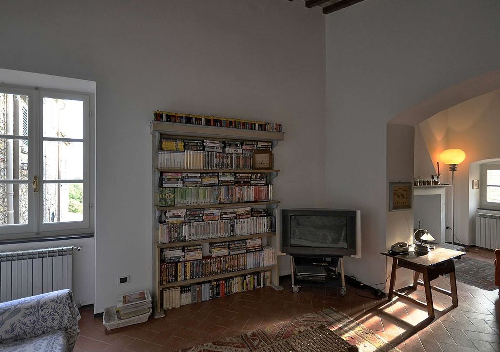 Montemarcello Apartment | very nice apartment in Montemarcello, histor hamlet in Liguria, 3 bedrooms sleeps up to 6 people