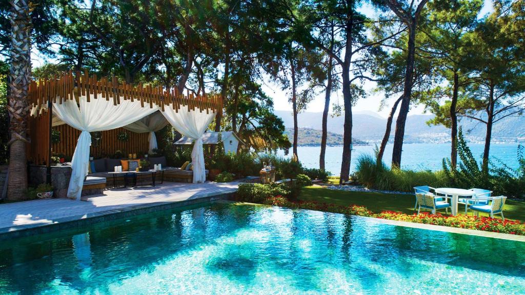 Torba Villa | VHILLAS Private Luxury VILLA AZUR