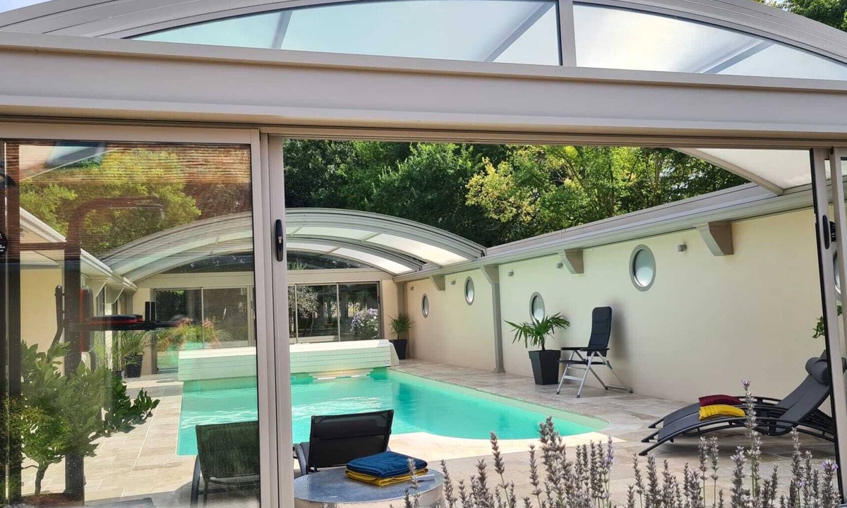 Daumeray House | Villa ALL COMFORT, PRIVATE SWIMMING POOL, jacuzzi, not overlooked, 4000 hectares