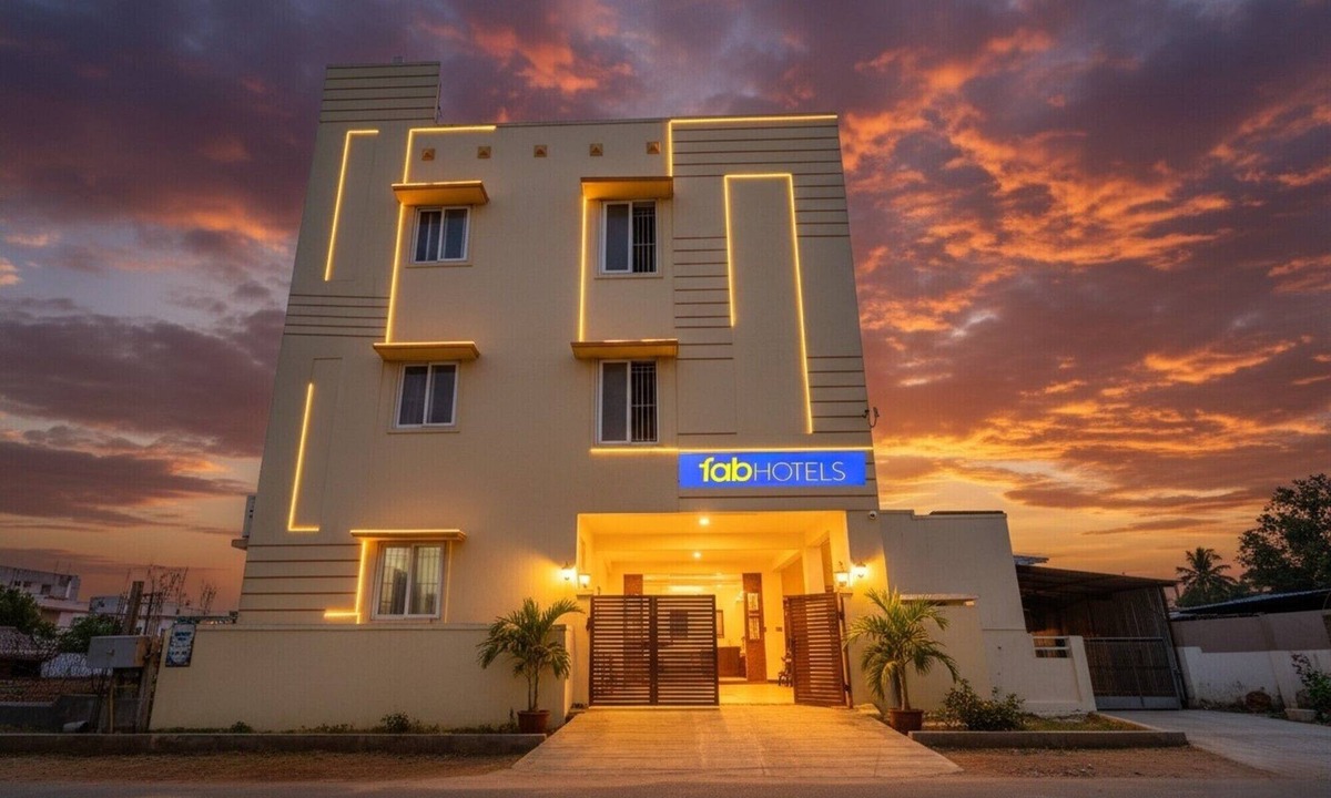 Coimbatore Hotel | Via Aarudhra Residency - Coimbatore Airport