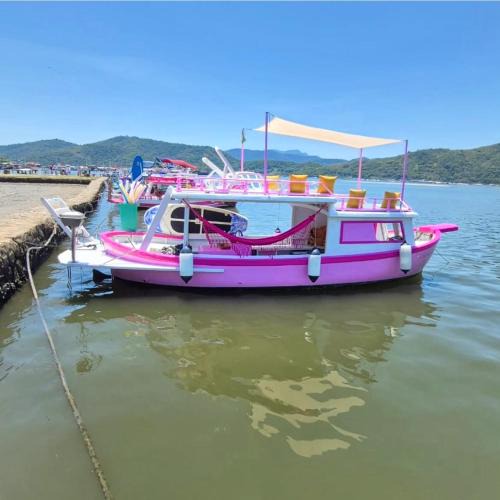 Historic Center Boat Rental | Vibe