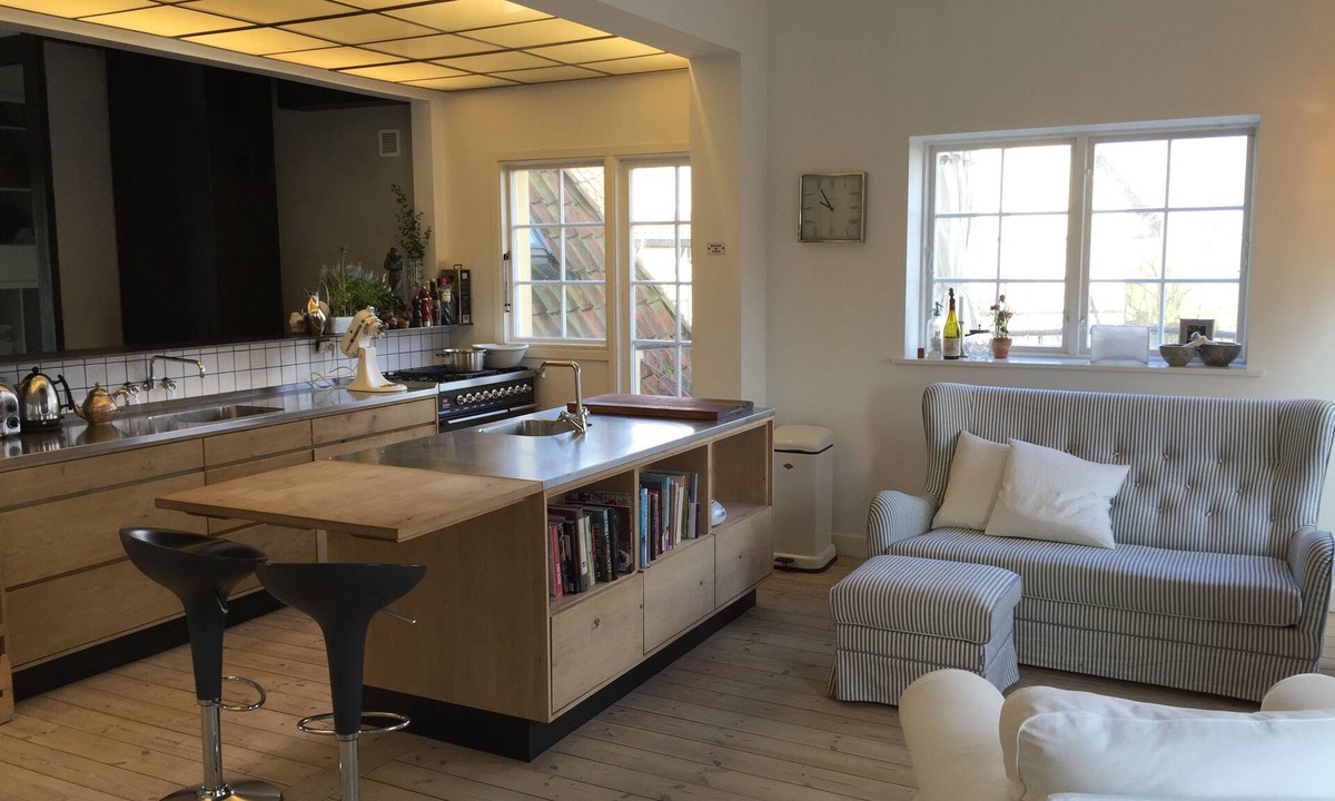 Charlottenlund Apartment | Vibrant Copenhagen Meets Exclusive Northern Beach Area