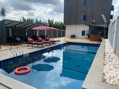 Ijebu Ode Hotel | Victia Suite and Lounge