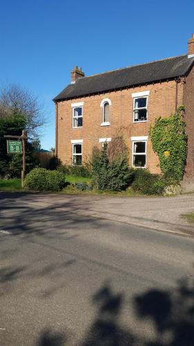 Six Hills Bed & Breakfast | Victoria Farm