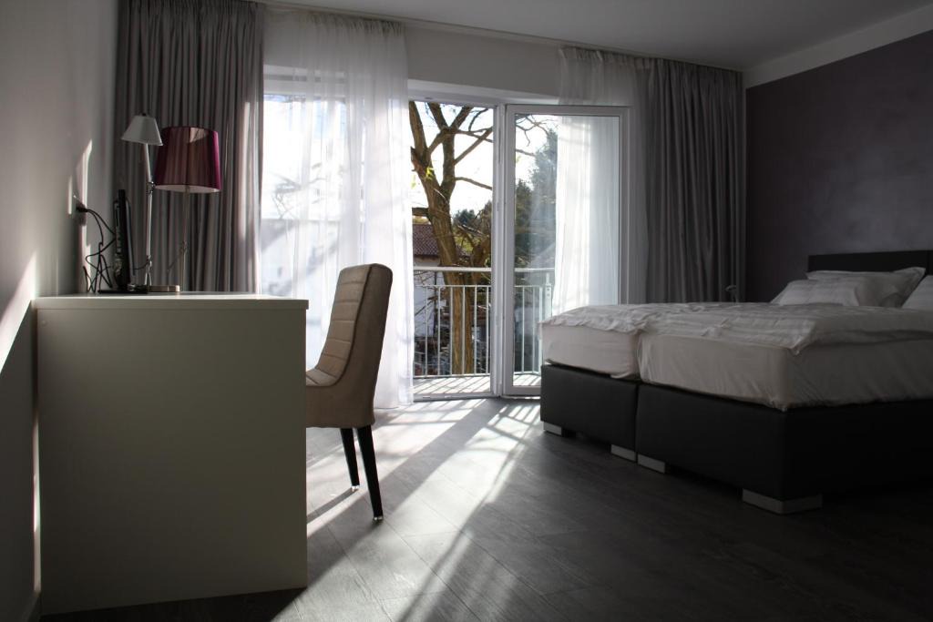 Jockgrim Hotel | Victoria Living