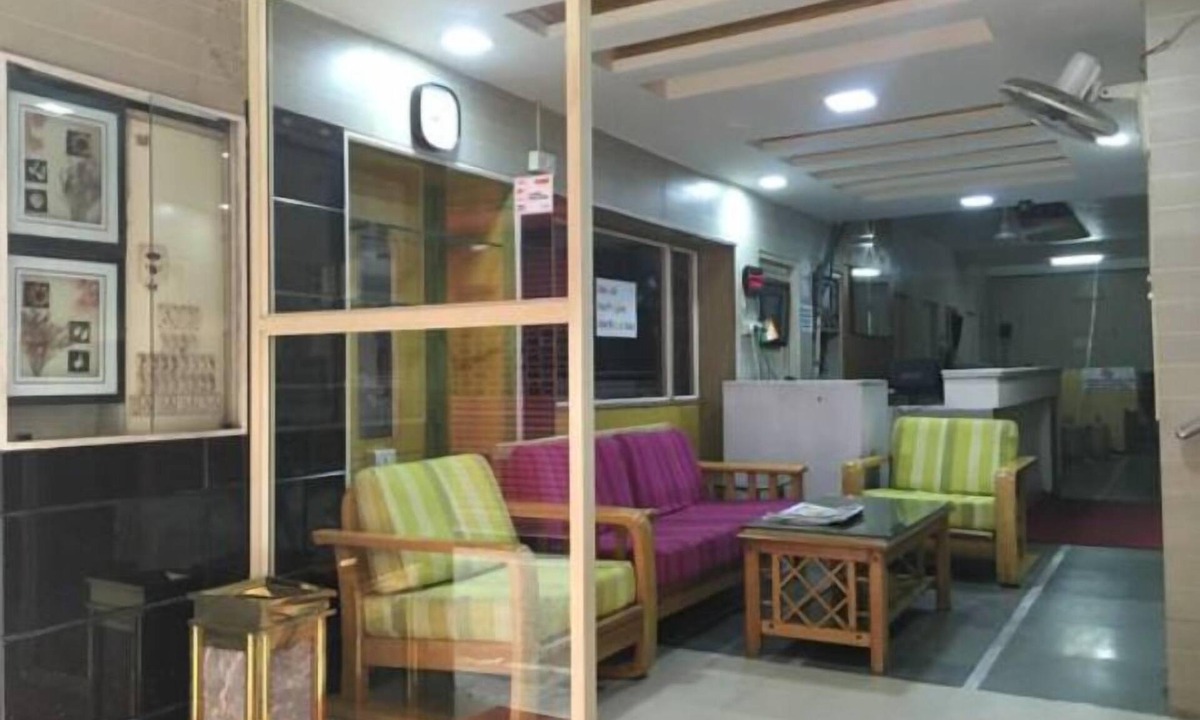 Triplicane Cabin | Victory Mansion