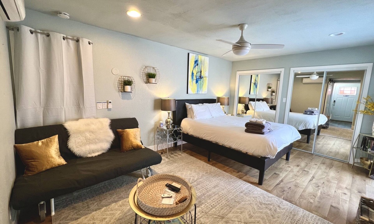 Redding Apartment | Victory Suite- Private Entrance + Bathroom
