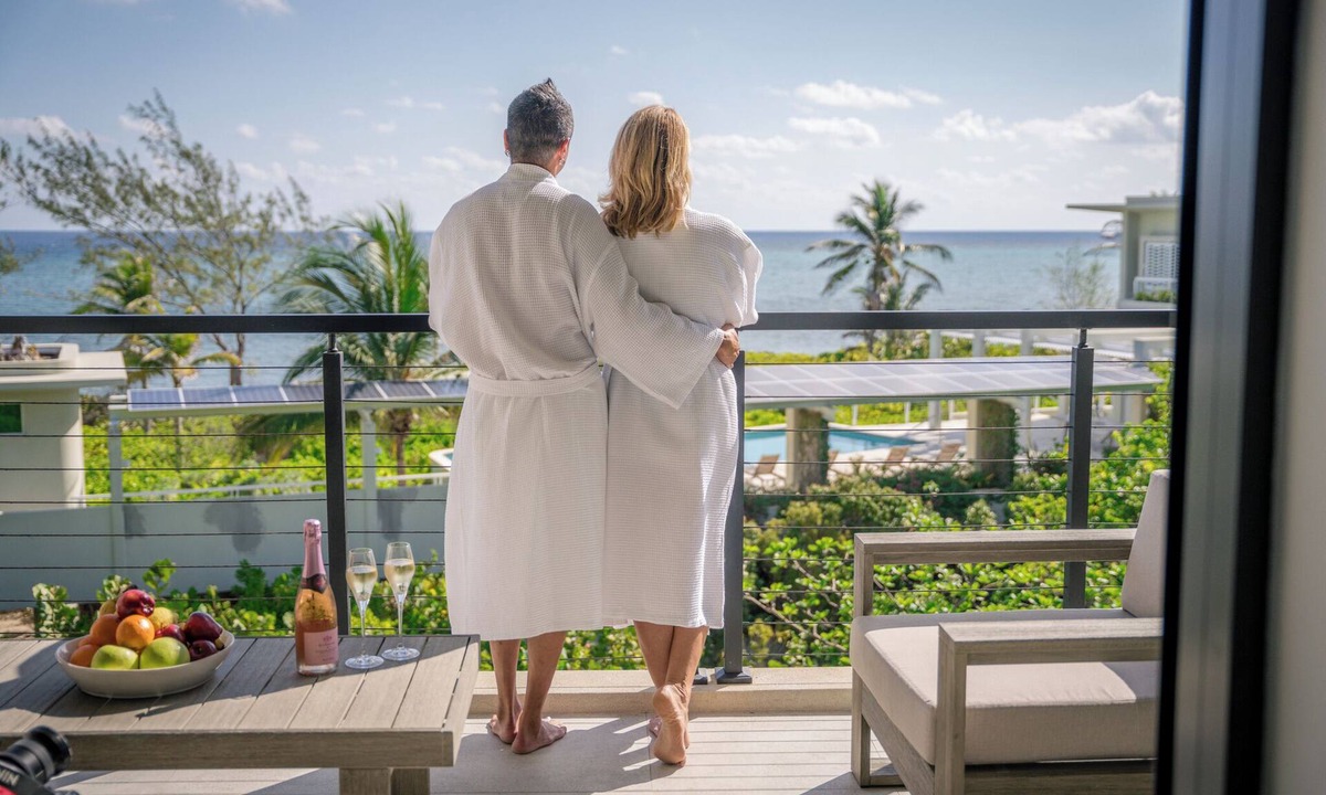 West Bay Hotel | VIDA Cayman