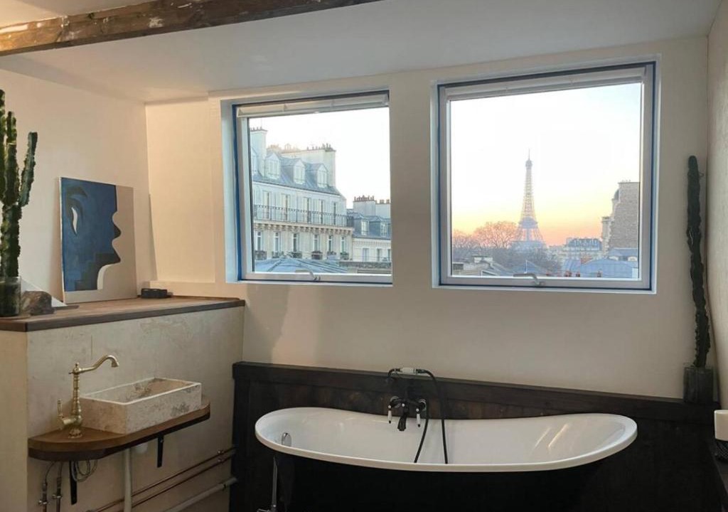 Quartier des Invalides Apartment | View Eiffel Tower