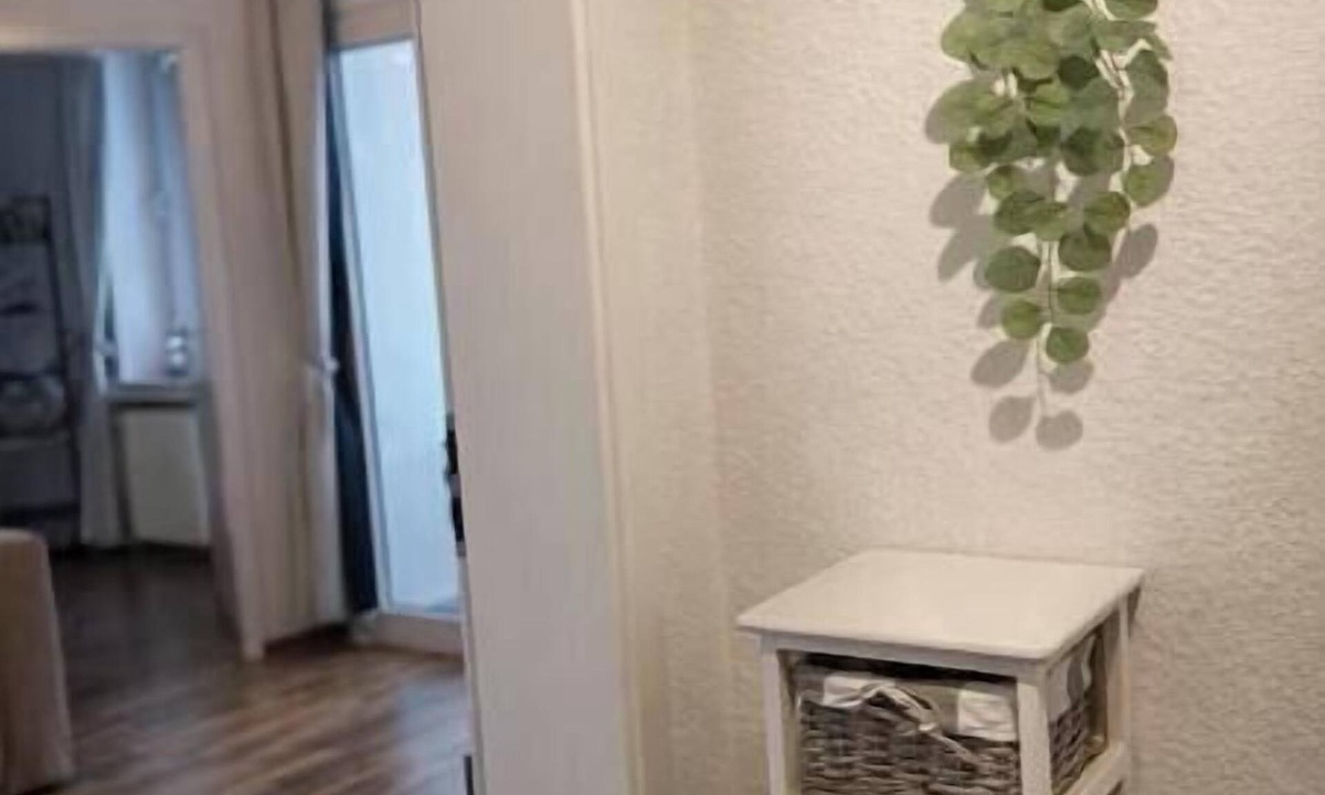 Mitte-Sud Apartment | View sailing school ship | central & modern | 4 pers