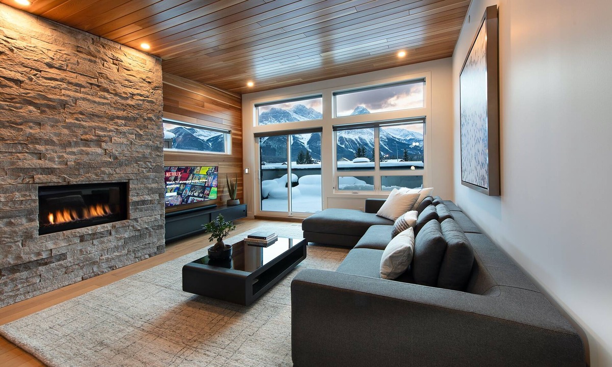 Teepee Town House | Views, Views, And More Views! Canmore, Banff