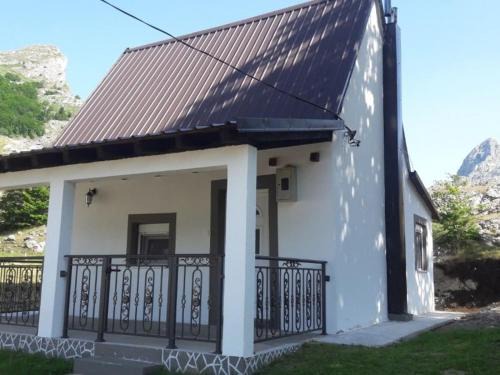 Podgorica Capital City Ski Chalet | Vikendica Ivanović