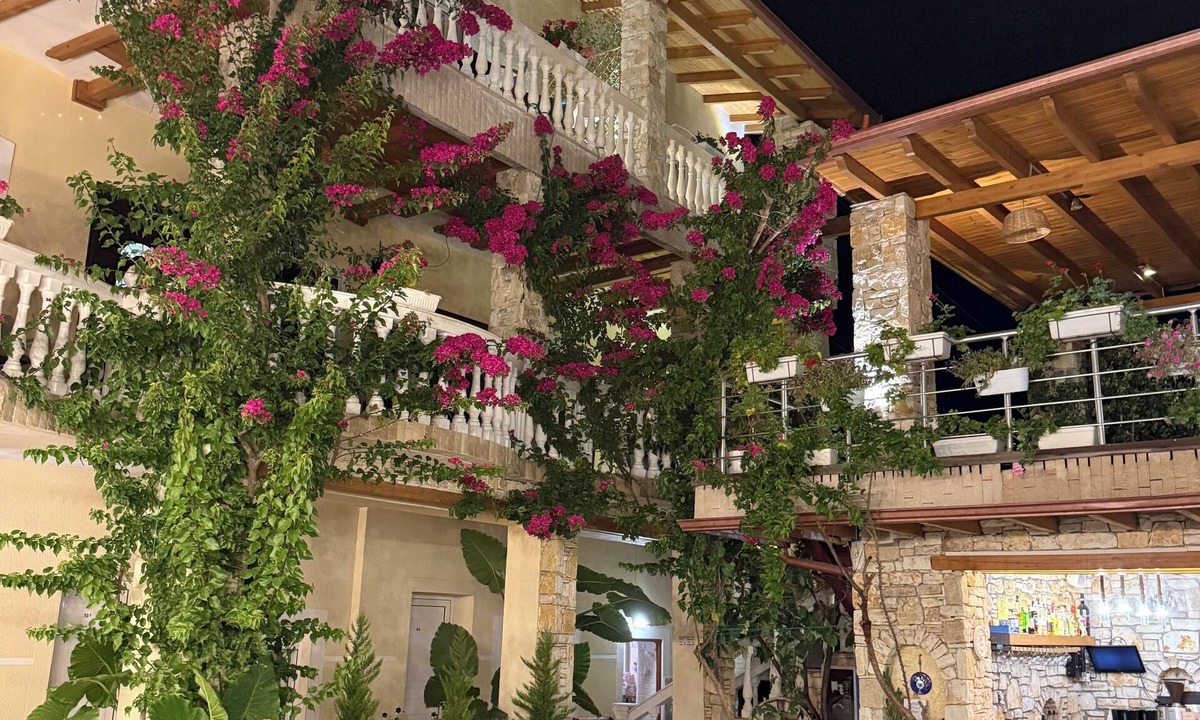 Vlore House | Vila Arial