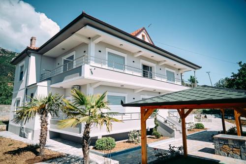 Udenisht Apartment | Vila BENE