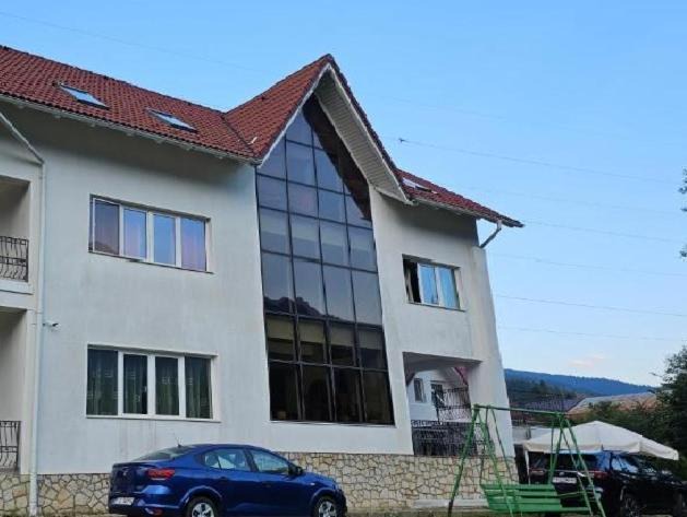 Busteni Villa | Vila Craciunita