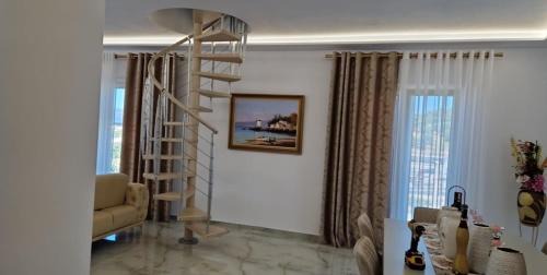 Vlore Apartment | Vila LALA