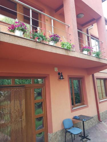 Galati House | Vila Mario