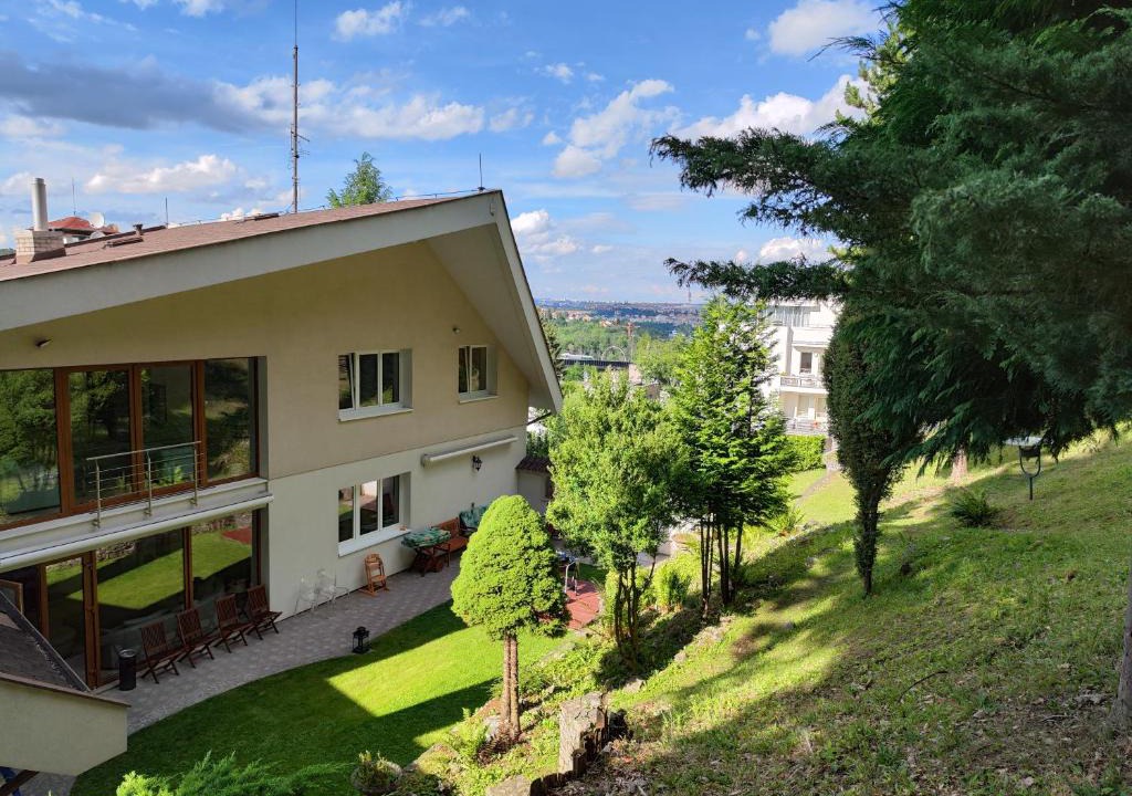Prague 5 Villa | Vila Prag